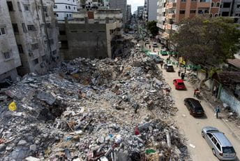 Najmanje 2.000 stanova uništeno u ratu u Gazi Najmanje 2.000 stanova uništeno u ratu u Gazi