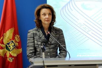 Opozvani Pejanović Đurišić, Vučinić, Lazović… Opozvani Pejanović Đurišić, Vučinić, Lazović…