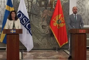 Radulović: Opozvan još jedan broj ambasadora, cilj je autentično predstavljanje politike Radulović: Opozvan još jedan broj ambasadora, cilj je autentično predstavljanje politike