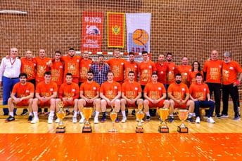 Lovćen podigao pehar Lovćen podigao pehar