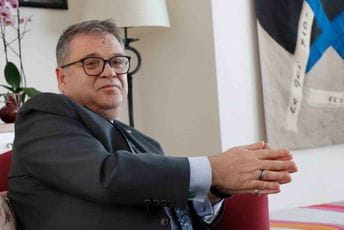 Ambasador Francuske: Crna Gora može biti primjer pozitivnog razvoja Ambasador Francuske: Crna Gora može biti primjer pozitivnog razvoja