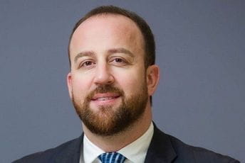 Nikolić: Mandić i Knežević prijete Krivokapićevoj vladi, a Boga mole da ne padne Nikolić: Mandić i Knežević prijete Krivokapićevoj vladi, a Boga mole da ne padne