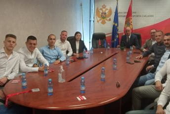 Lalošević: Donijeli ste vrijedne nagrade kući a Crnu Goru ponovo ispunili osjećajem ponosa Lalošević: Donijeli ste vrijedne nagrade kući a Crnu Goru ponovo ispunili osjećajem ponosa