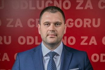 Anđušić: Poljoprivreda u kolapsu, država nemoćna Anđušić: Poljoprivreda u kolapsu, država nemoćna