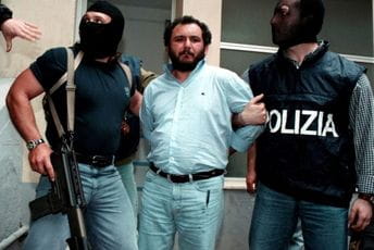 Ubica sudije Falkonea oslobođen poslije 25 godina Ubica sudije Falkonea oslobođen poslije 25 godina