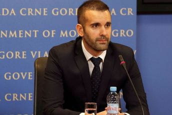 Spajić: Vlada teret krize nije prevalila na građane, zaustavili smo rasipništvo Spajić: Vlada teret krize nije prevalila na građane, zaustavili smo rasipništvo