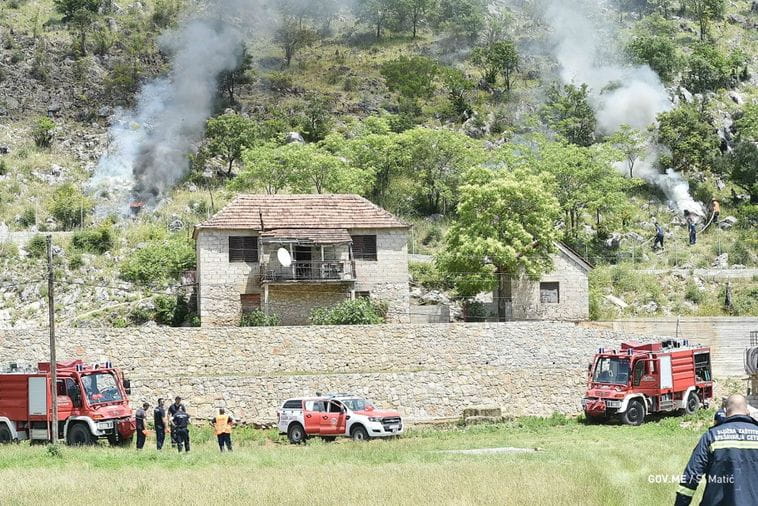 Zajedno i efikasno protiv požara Zajedno i efikasno protiv požara