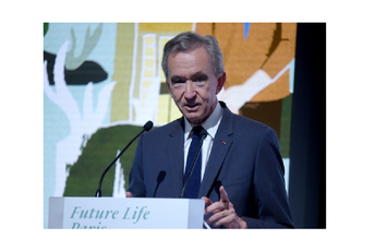 Ko je čovjek koji je postao novi broj jedan na listi najbogatijih? Ko je čovjek koji je postao novi broj jedan na listi najbogatijih?