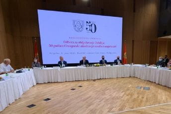 Krivokapić i Đukanović na sjednici Odbora za obilježavanje jubileja CANU Krivokapić i Đukanović na sjednici Odbora za obilježavanje jubileja CANU