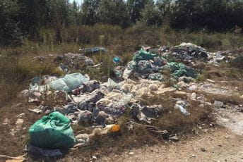 Nadležni da zaustave pretvaranje Velike plaže i Ade Bojane u deponiju Nadležni da zaustave pretvaranje Velike plaže i Ade Bojane u deponiju
