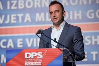 U Tuzima pretučen Džemal Lekić, uhapšen osumnjičeni U Tuzima pretučen Džemal Lekić, uhapšen osumnjičeni