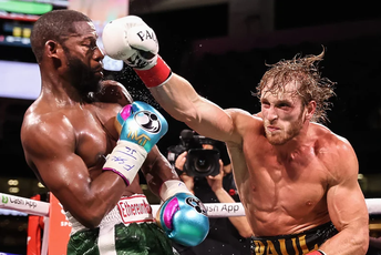 Najavljivali spektakl a ispraćeni zvižducima: Boks meč Mejvedera i Pola završen bez pobjednika Najavljivali spektakl a ispraćeni zvižducima: Boks meč Mejvedera i Pola završen bez pobjednika