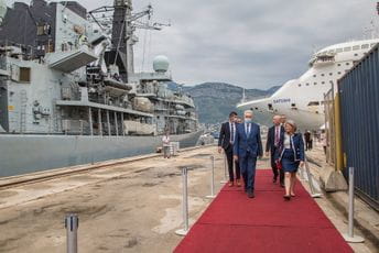 Premijer Krivokapić obišao fregatu Kraljevske ratne mornarice Ričmond Premijer Krivokapić obišao fregatu Kraljevske ratne mornarice Ričmond