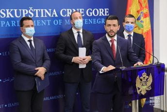 Klub poslanika DPSa povodom šest mjeseci rada Vlade Crne Gore Klub poslanika DPSa povodom šest mjeseci rada Vlade Crne Gore