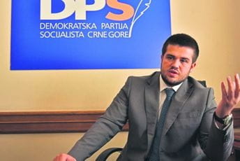 Nikolić: Vuković još jedan ekspert u negiranju antifašističkih temelja Crne Gore Nikolić: Vuković još jedan ekspert u negiranju antifašističkih temelja Crne Gore