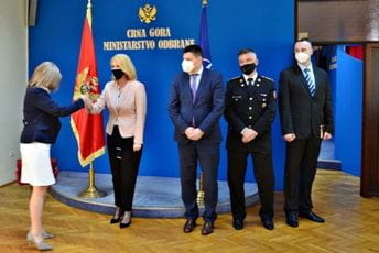 Školovanje crnogorskih vojnika u Velikoj Britaniji prioritet bilateralne saradnje Školovanje crnogorskih vojnika u Velikoj Britaniji prioritet bilateralne saradnje