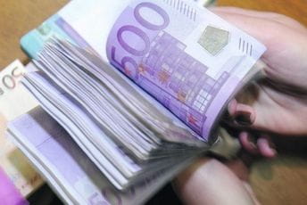 Preko 100.000 eura u bankama drži 1.887 građana Preko 100.000 eura u bankama drži 1.887 građana