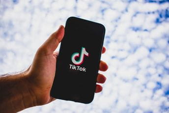 "Zabranimo TikTok u Crnoj Gori": Peticija za ukidanje društvene mreže i sajtu Skupštine