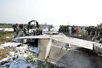 Mjanmar: Srušio se vojni avion, stradalo 12 osoba Mjanmar: Srušio se vojni avion, stradalo 12 osoba