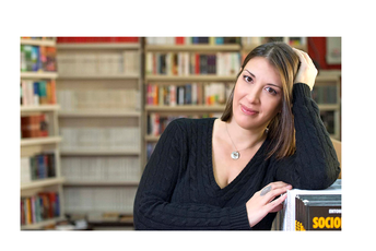 Crnogorska spisateljica Ksenija Popović u antologiji ženske književnosti "RegiOna" Crnogorska spisateljica Ksenija Popović u antologiji ženske književnosti "RegiOna"