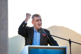 I crkvena revolucija jede svoju djecu!