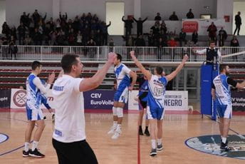 Radulović ponovo na klupi Budućnosti Radulović ponovo na klupi Budućnosti