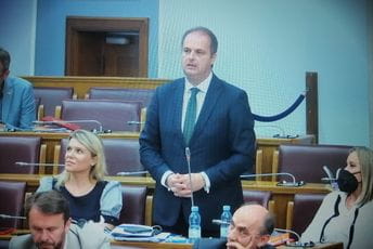 Albanska lista: Čestitamo vlasnicima Valdanosa na pobjedi Albanska lista: Čestitamo vlasnicima Valdanosa na pobjedi