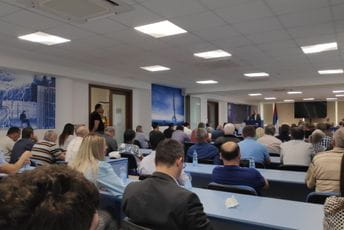 DNP Krivokapiću: Rekonstrukcija ili izbor nove Vlade DNP Krivokapiću: Rekonstrukcija ili izbor nove Vlade