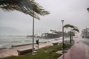 Snažno nevrijeme u Grčkoj, u Solunu poginuo muškarac Snažno nevrijeme u Grčkoj, u Solunu poginuo muškarac
