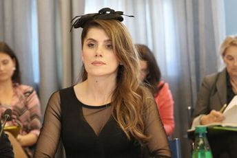 Crna Gora se mora spašavati iz ralja fanatizovanog nacionalizma Crna Gora se mora spašavati iz ralja fanatizovanog nacionalizma