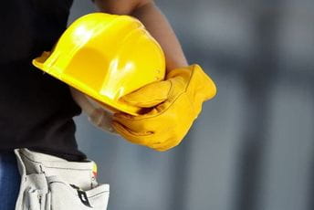 Broj zaposlenih manji za 50 hiljada Broj zaposlenih manji za 50 hiljada