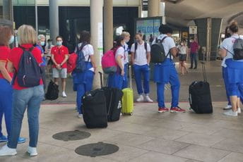 Košarkašice bez prtljaga doputovale u Valensiju Košarkašice bez prtljaga doputovale u Valensiju