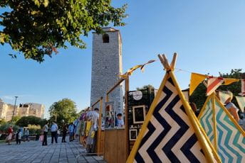 Počele ''Ženske priče'': Podgoričke preduzetnice predstavljaju svoje proizvode Počele ''Ženske priče'': Podgoričke preduzetnice predstavljaju svoje proizvode