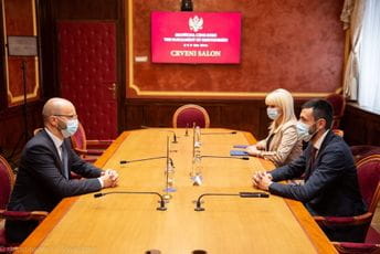 Živković: Vladajuća većina ugrožava građanski koncept države Živković: Vladajuća većina ugrožava građanski koncept države