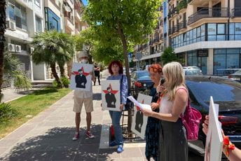 Ne pristajemo na to da se građani Crne Gore međusobno mrze Ne pristajemo na to da se građani Crne Gore međusobno mrze