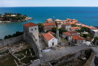 Započeta realizacija tematskog projekta "DUE MARI" Započeta realizacija tematskog projekta "DUE MARI"