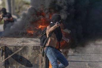 Izraelska vojska napala Gazu, prvi put od prekida vatre u maju Izraelska vojska napala Gazu, prvi put od prekida vatre u maju