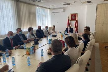 Državno tužilaštvo nastaviće da funkcioniše kao jedinstvena, samostalna institucija Državno tužilaštvo nastaviće da funkcioniše kao jedinstvena, samostalna institucija