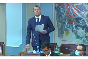 Krapović: Glasaćemo za razrješnje Leposavića ako se ne pojave poslanici DPS-a