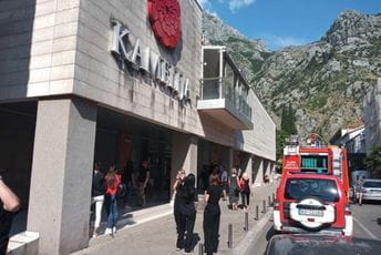 Požar u butiku Šoping centra Kamelija u Kotoru Požar u butiku Šoping centra Kamelija u Kotoru