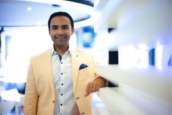 Omogućavamo plaćanje kriptovalutom i na mjestima koja nemaju kastodi uslugu povezanu sa terminalom za kartice Akšaj Čopra, potpredsjednik, direktor za inovacije i dizajn proizvoda u kompaniji Visa za region Centralne i Istočne Evrope, Srednji Istok i Afriku o budućnosti platnih transakcija