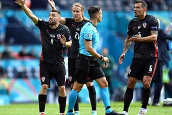 Kontroverzan penal, VAR i "bomba" – Hrvatska pred ispadanjem sa EP Kontroverzan penal, VAR i "bomba" – Hrvatska pred ispadanjem sa EP