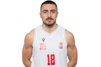 Nesuđeni rukometaš, zaljubljenik u miris cetinjskih lipa Nesuđeni rukometaš, zaljubljenik u miris cetinjskih lipa