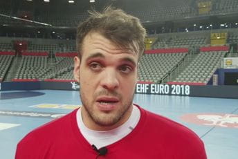 Revoltiran sam, organizacija je sramna, daćemo sve od sebe kao pravi Crnogorci Revoltiran sam, organizacija je sramna, daćemo sve od sebe kao pravi Crnogorci