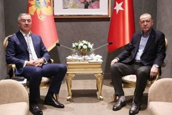 Đukanović o potezu Erdogana: "Odgovornost i hrabrost na djelu" Đukanović o potezu Erdogana: "Odgovornost i hrabrost na djelu"