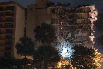 Urušila se zgrada u Majamiju, više od 80 spasilačkih jedinica u akciji Urušila se zgrada u Majamiju, više od 80 spasilačkih jedinica u akciji