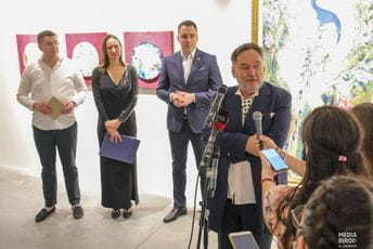 „Divinske promenade“ Srđana Vukčevića pred podgoričkom publikom „Divinske promenade“ Srđana Vukčevića pred podgoričkom publikom