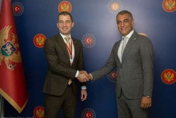 Bečić: Nivo saradnje Crne Gore i Turske kreće uzlaznom putanjom Bečić: Nivo saradnje Crne Gore i Turske kreće uzlaznom putanjom