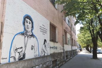 Mural posvećen ikoni nikšićkog, crnogorskog i jugoslovenskog sporta Miodragu Skalu Gvozdenoviću Mural posvećen ikoni nikšićkog, crnogorskog i jugoslovenskog sporta Miodragu Skalu Gvozdenoviću