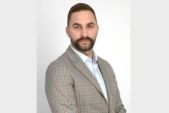 Muratović: Milatović izgleda ne zna da je avio linija između UAE i Crne Gore još prije pet godina uspostavljena Muratović: Milatović izgleda ne zna da je avio linija između UAE i Crne Gore još prije pet godina uspostavljena